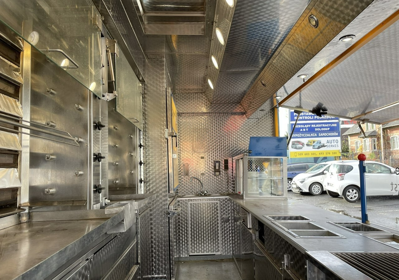 Fiat Ducato Autosklep Autogrill Gastronomiczny Food Truck Foodtruck sklep bar20 - Торговый грузовик: фото 5 Fiat Ducato Autosklep Autogrill Gastronomiczny Food Truck Foodtruck sklep bar20 - Торговый грузовик: фото 5