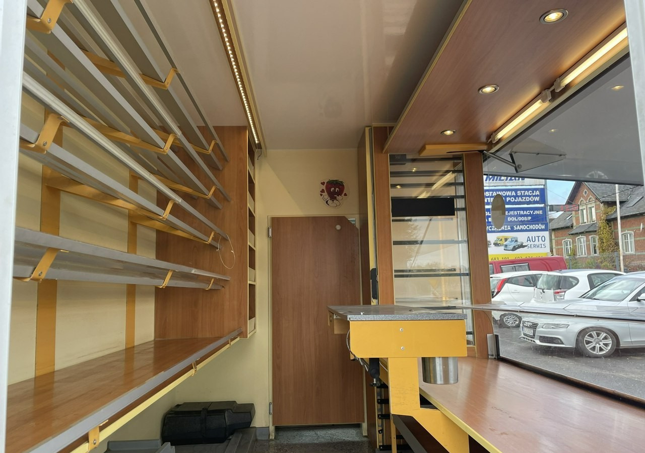 Fiat Ducato Autosklep pieczy Gastronomiczny Food Truck Foodtruck Sklep 78194km20 - Торговый грузовик: фото 4 Fiat Ducato Autosklep pieczy Gastronomiczny Food Truck Foodtruck Sklep 78194km20 - Торговый грузовик: фото 4