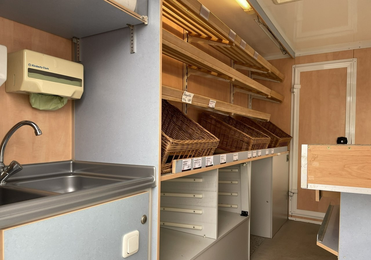 Fiat Ducato Autosklep pieczywa Sklep Gastronomiczny Food Truck Foodtruck bar 200 - Торговый грузовик: фото 3 Fiat Ducato Autosklep pieczywa Sklep Gastronomiczny Food Truck Foodtruck bar 200 - Торговый грузовик: фото 3