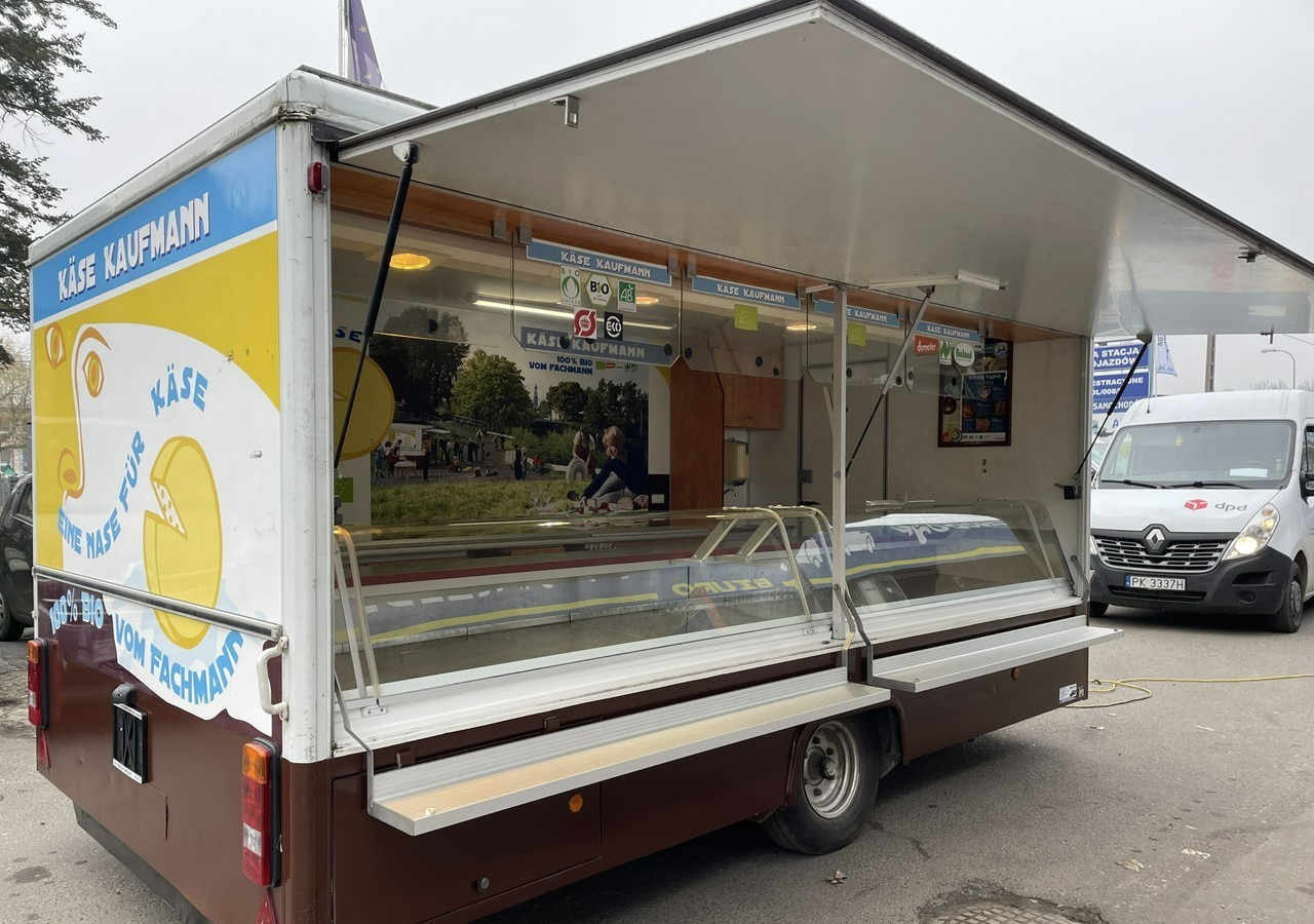Торговый прицеп Fiat Ducato Autosklep przyczepa Gastronomiczny Food Truck Foodtruck sklep Borco: фото 12 Торговый прицеп Fiat Ducato Autosklep przyczepa Gastronomiczny Food Truck Foodtruck sklep Borco: фото 12