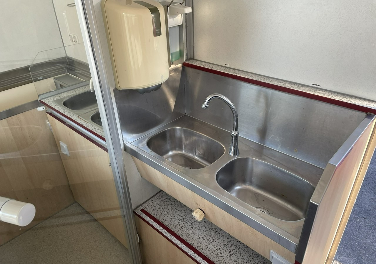 Fiat Ducato Autosklep wędlin Gastronomiczna food truck foodtruck W-zasil DMC 350 - Торговый грузовик: фото 5 Fiat Ducato Autosklep wędlin Gastronomiczna food truck foodtruck W-zasil DMC 350 - Торговый грузовик: фото 5