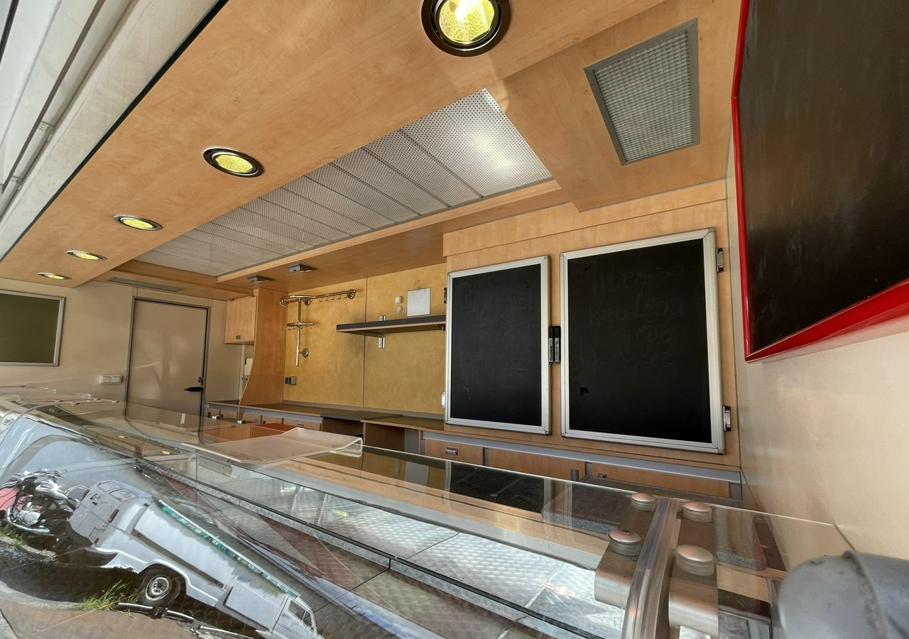 Fiat Ducato Autosklep wędlin Gastronomiczny Food Truck Foodtruck Sklep Borco - Торговый грузовик: фото 3 Fiat Ducato Autosklep wędlin Gastronomiczny Food Truck Foodtruck Sklep Borco - Торговый грузовик: фото 3