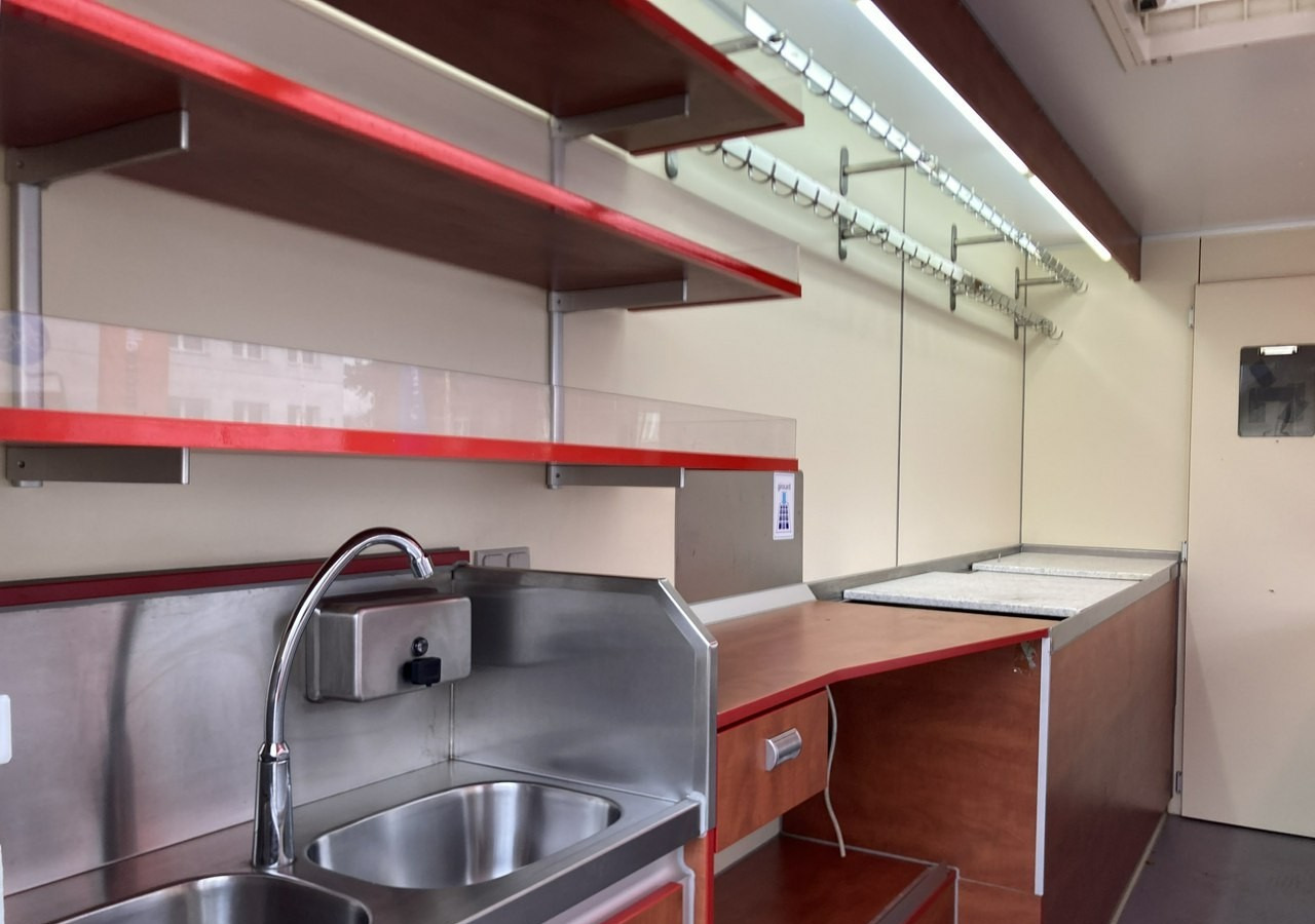 Fiat Ducato Autosklep wędliny Gastronomiczny Food Truck Foodtruck sklep Borco 20 - Торговый грузовик: фото 4 Fiat Ducato Autosklep wędliny Gastronomiczny Food Truck Foodtruck sklep Borco 20 - Торговый грузовик: фото 4