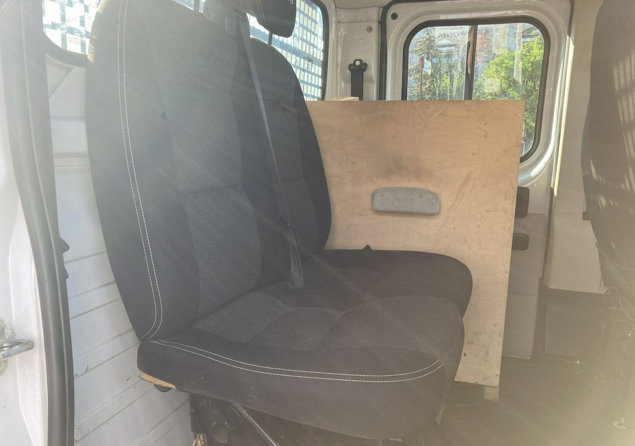 Малотоннажный бортовой грузовик, Грузопассажирский фургон Fiat Ducato Ducato Max 2.3JTD-150KM Dokka Doka Brygadówka skrzynia Klima 2017: фото 13