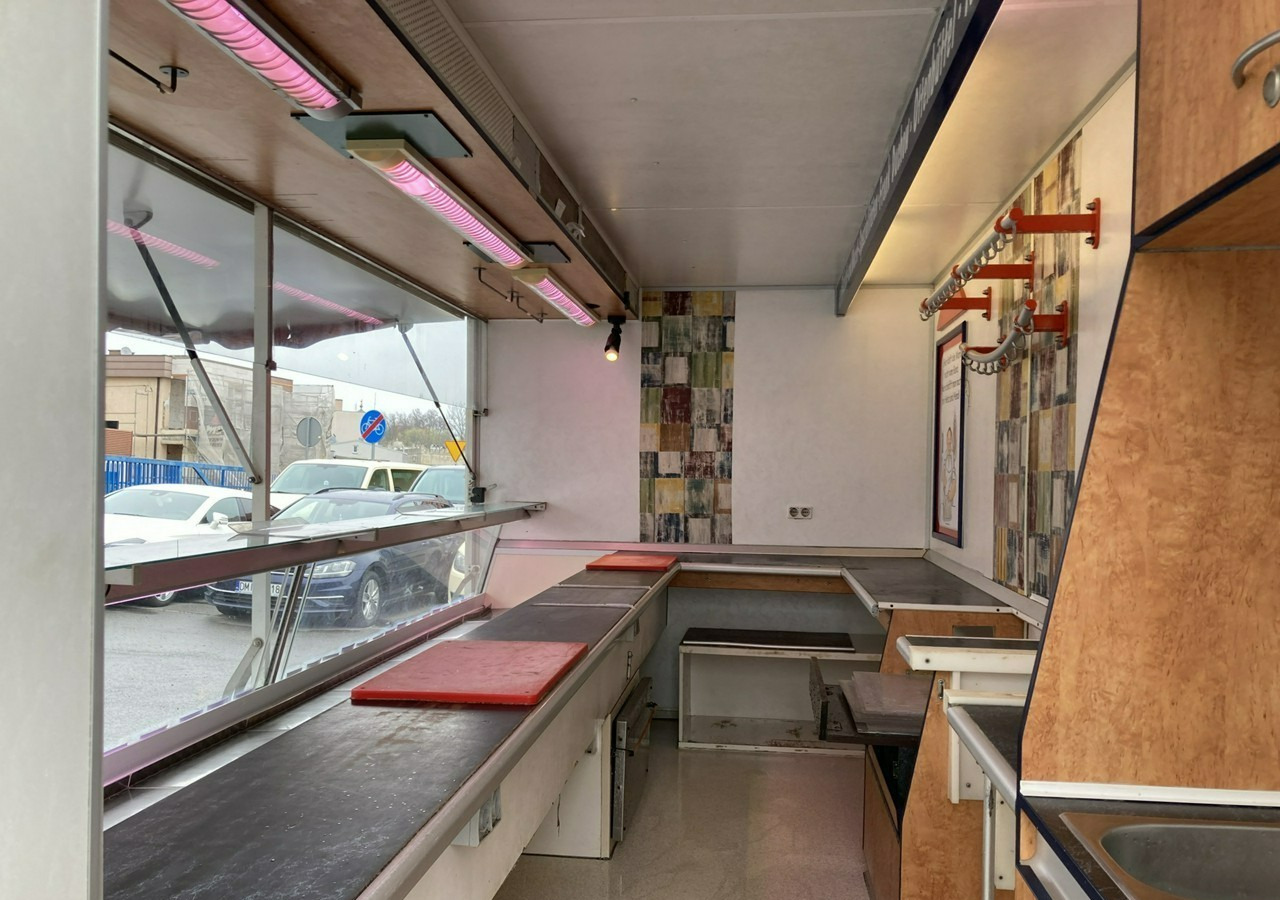 Inna Inny Autosklep wedlin Gastronomiczna food truck foodtruck sklep bar 2004 - Торговый прицеп: фото 5 Inna Inny Autosklep wedlin Gastronomiczna food truck foodtruck sklep bar 2004 - Торговый прицеп: фото 5