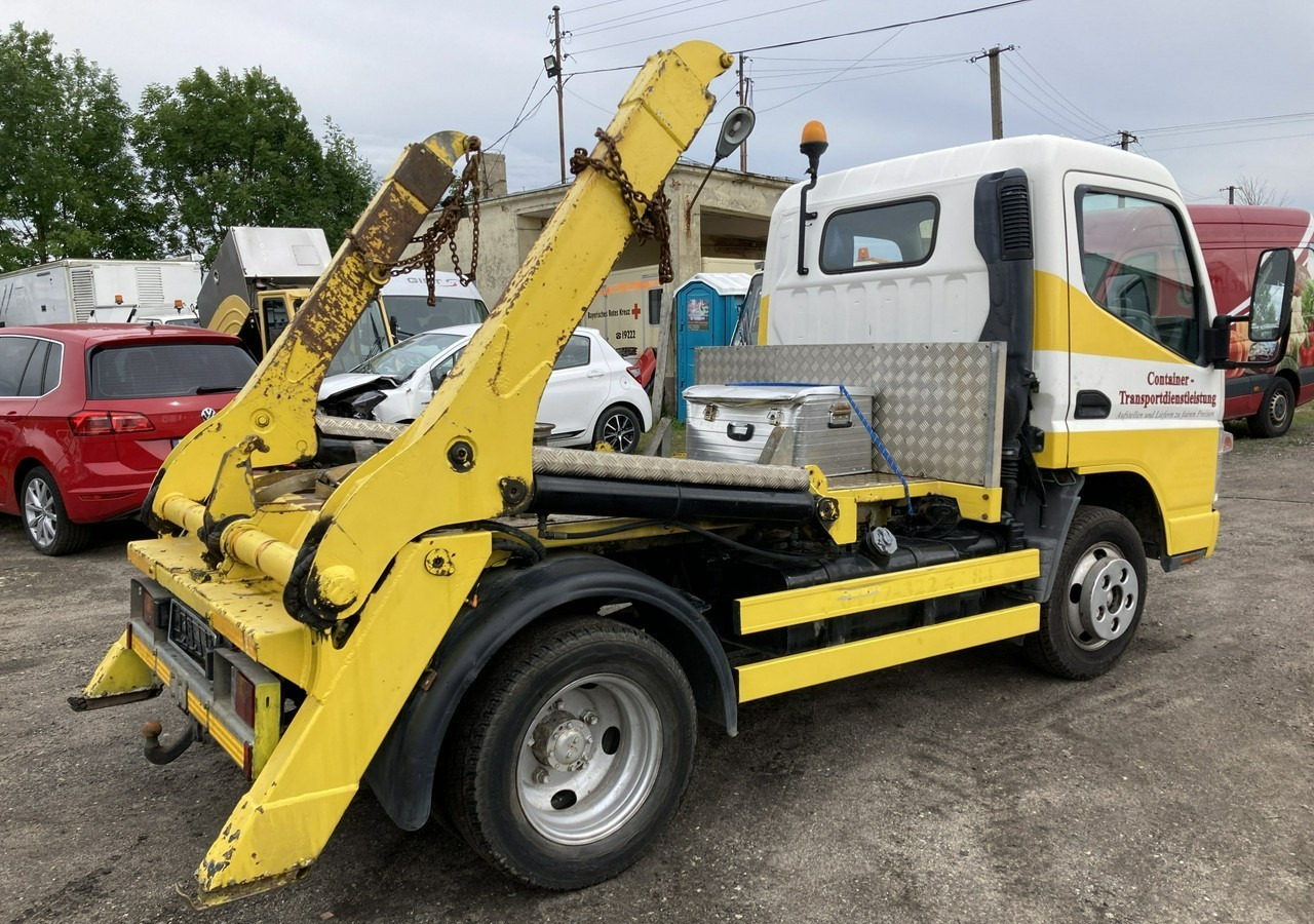 Inna Inny PFAU Canter Fuso Bramowiec do wywozu kontenerów Klina 2009 - Портальный бункеровоз: фото 4 Inna Inny PFAU Canter Fuso Bramowiec do wywozu kontenerów Klina 2009 - Портальный бункеровоз: фото 4