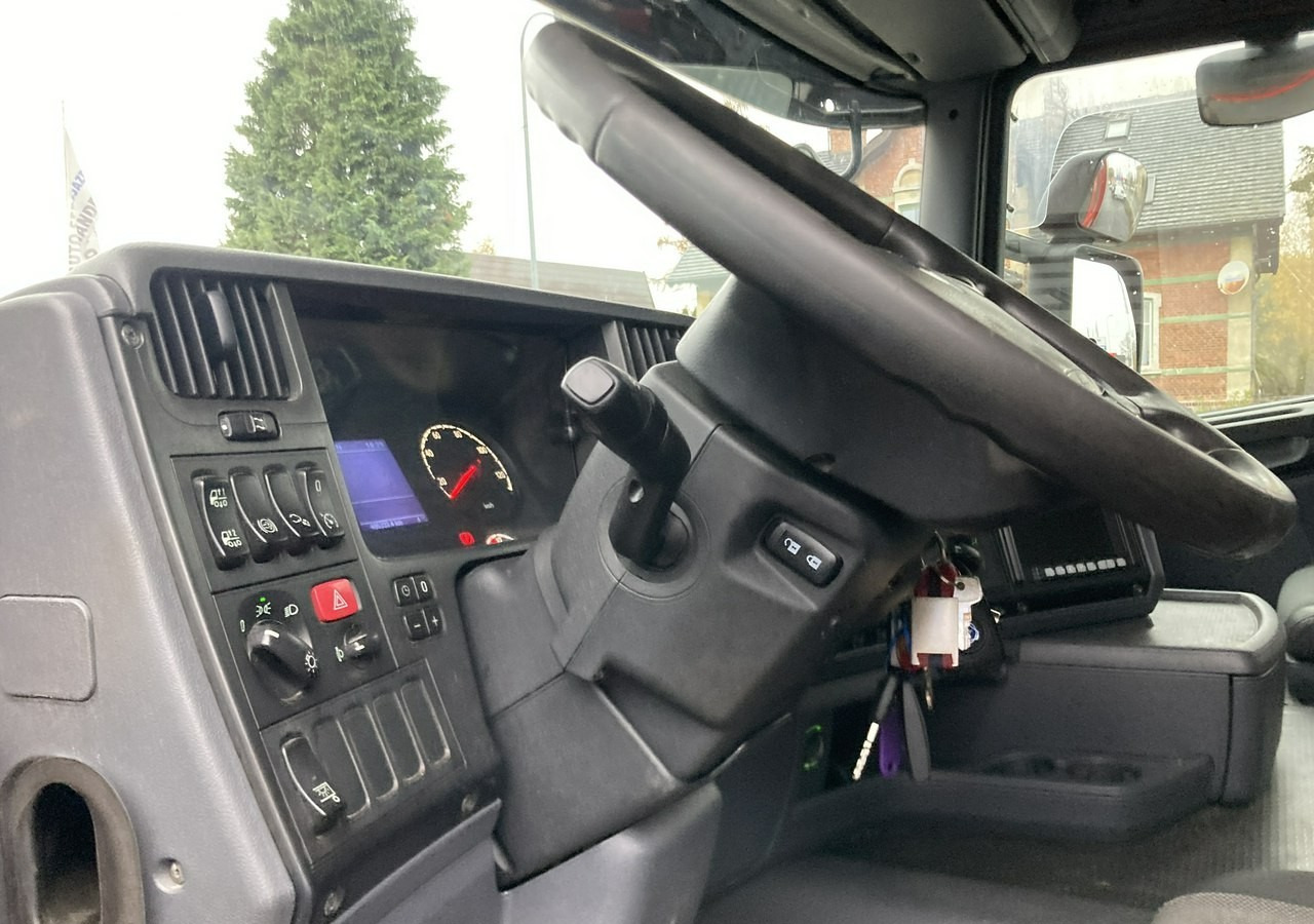 Тентованный фургон Inna Inny Scania G320 Wózek PALFINGER Firanka Plandeka plandeka Moffett 2012: фото 16 Тентованный фургон Inna Inny Scania G320 Wózek PALFINGER Firanka Plandeka plandeka Moffett 2012: фото 16