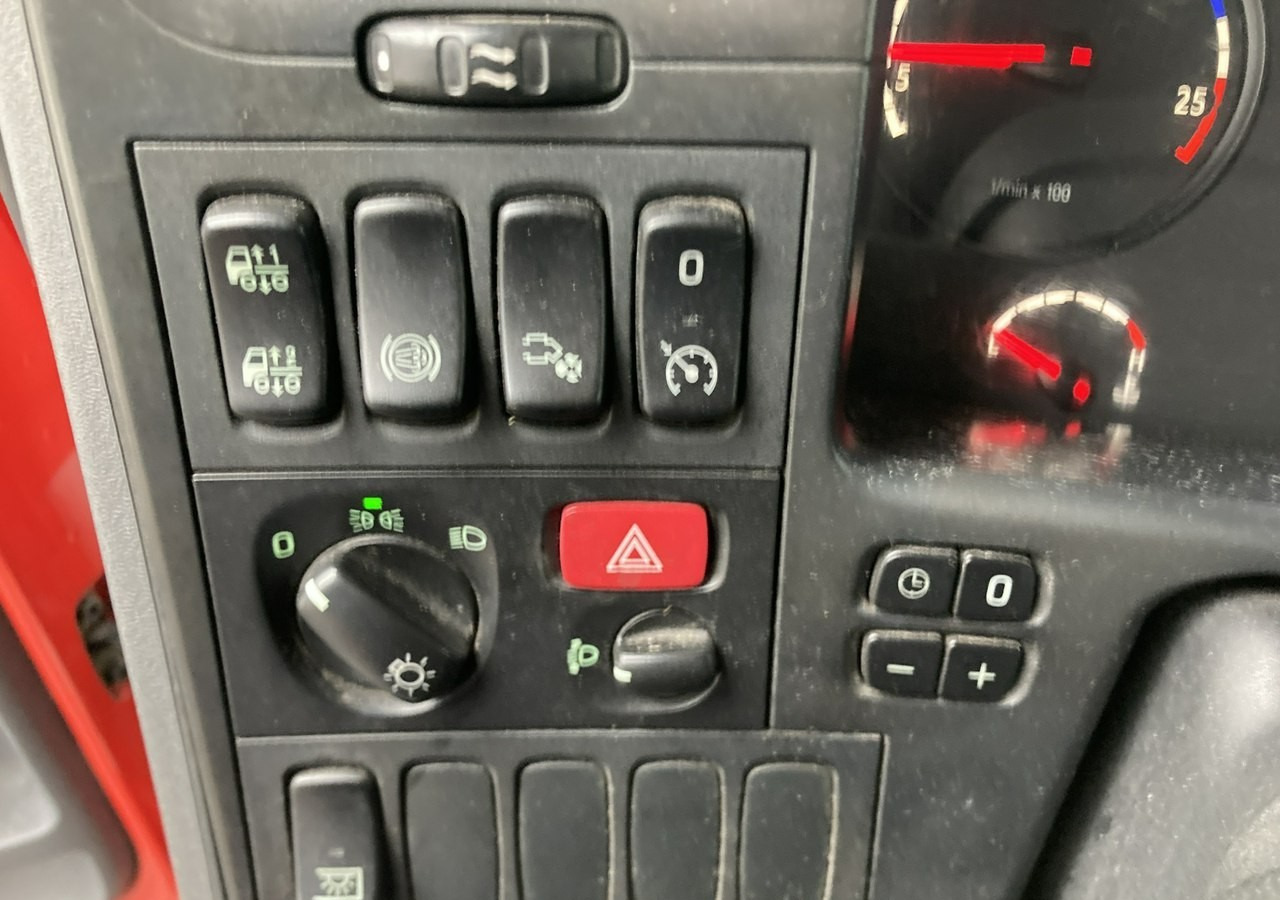 Тентованный фургон Inna Inny Scania G320 Wózek PALFINGER Firanka Plandeka plandeka Moffett 2012: фото 19 Тентованный фургон Inna Inny Scania G320 Wózek PALFINGER Firanka Plandeka plandeka Moffett 2012: фото 19