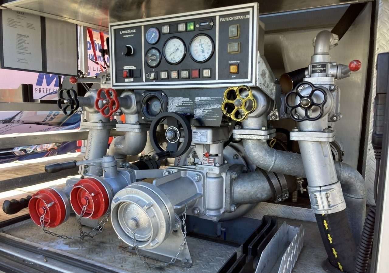 Пожарная машина MAN MAN 15,250 Straż pożarna gaśnicza 9-osobowa 4X4 Wóz strażacki MAN 15,250 Straż pożarna gaśnicza 9-osobowa 4X4 Wóz strażacki: фото 6 Пожарная машина MAN MAN 15,250 Straż pożarna gaśnicza 9-osobowa 4X4 Wóz strażacki MAN 15,250 Straż pożarna gaśnicza 9-osobowa 4X4 Wóz strażacki: фото 6