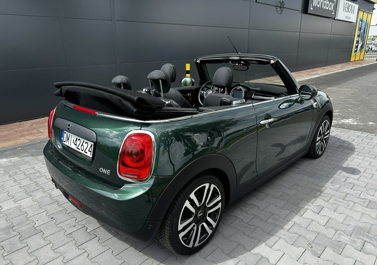 MINI Cabrio II Mini Cabrio Bogata wersja 38tkm Model 2019 - Легковой автомобиль: фото 2 MINI Cabrio II Mini Cabrio Bogata wersja 38tkm Model 2019 - Легковой автомобиль: фото 2
