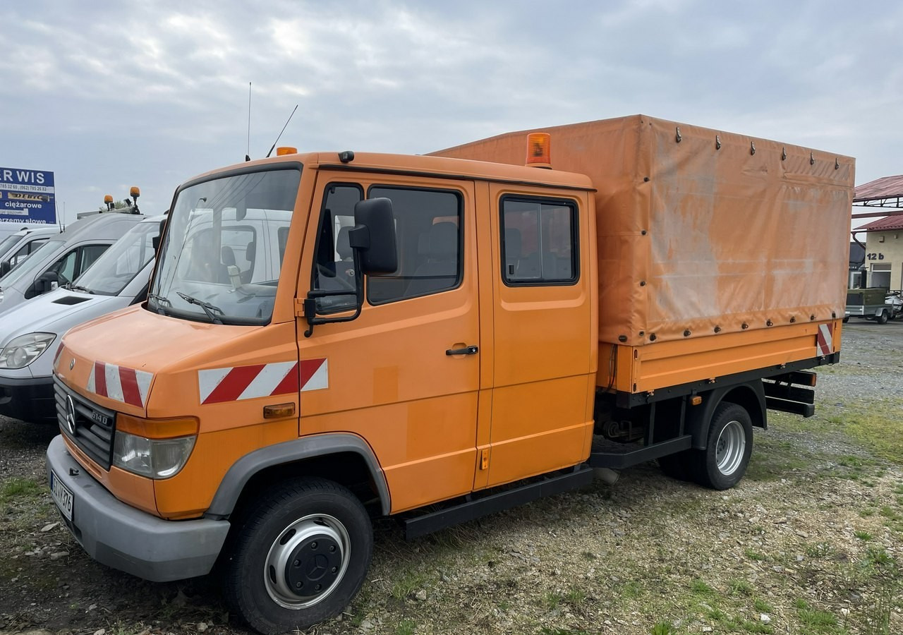 Mercedes-Benz Inny Mercedes-Benz Vario 614 Brygadówka skrzynia plandeka 6-oso doka dokka 2004 - Тентованный грузовик: фото 3 Mercedes-Benz Inny Mercedes-Benz Vario 614 Brygadówka skrzynia plandeka 6-oso doka dokka 2004 - Тентованный грузовик: фото 3