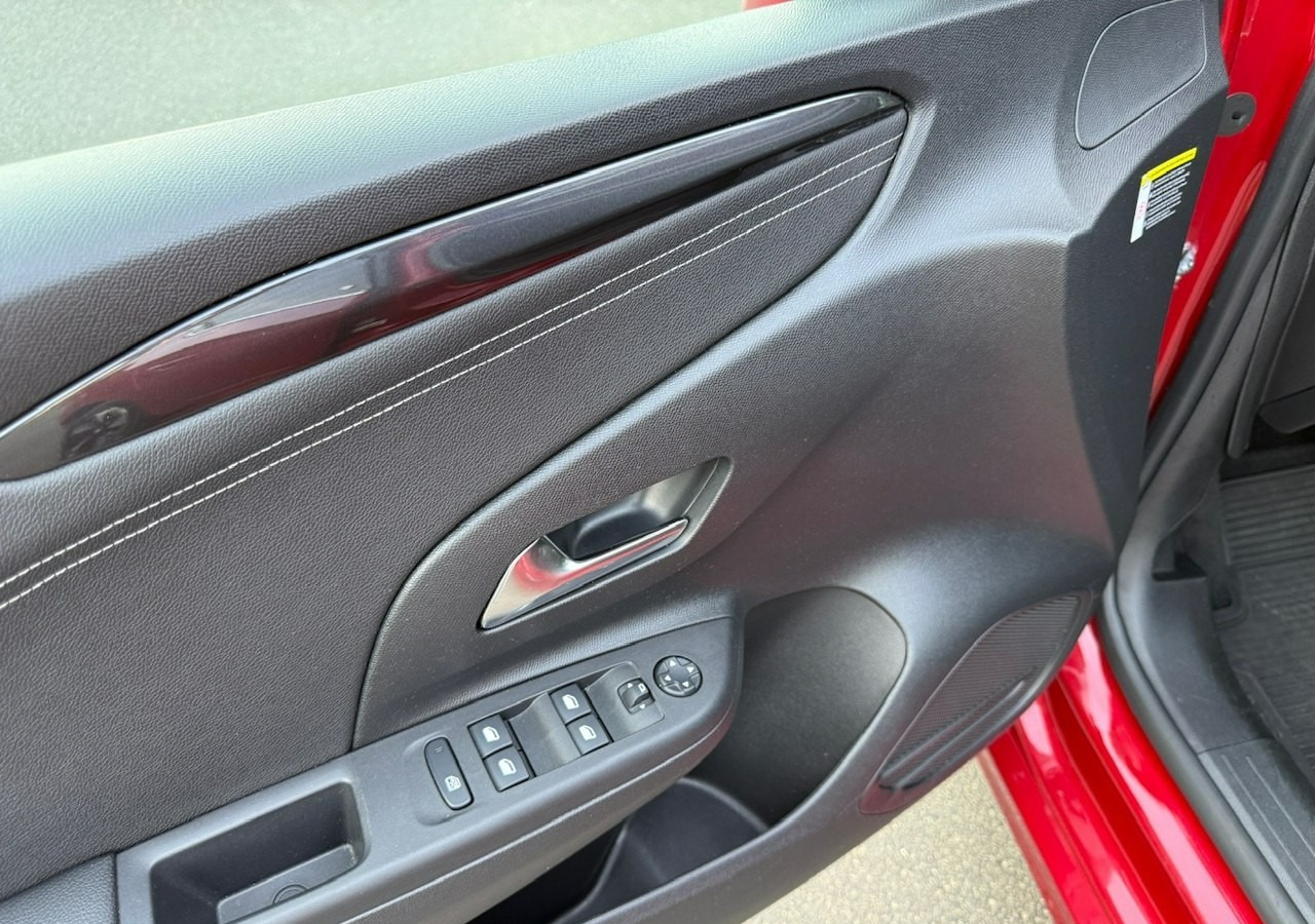 Хэтчбек Opel Corsa F e-Corsa Elegance Pełny Elektryk Zasięg 360km Navi Kamera 2021: фото 11 Хэтчбек Opel Corsa F e-Corsa Elegance Pełny Elektryk Zasięg 360km Navi Kamera 2021: фото 11