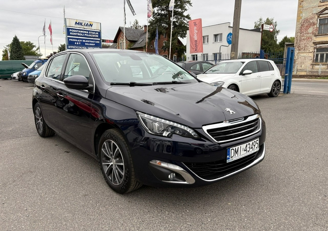 Peugeot 308 II Peugeot 308 HB 1.6HDI 85tkm FullLed Navi Klima 2016 - Хэтчбек: фото 2 Peugeot 308 II Peugeot 308 HB 1.6HDI 85tkm FullLed Navi Klima 2016 - Хэтчбек: фото 2