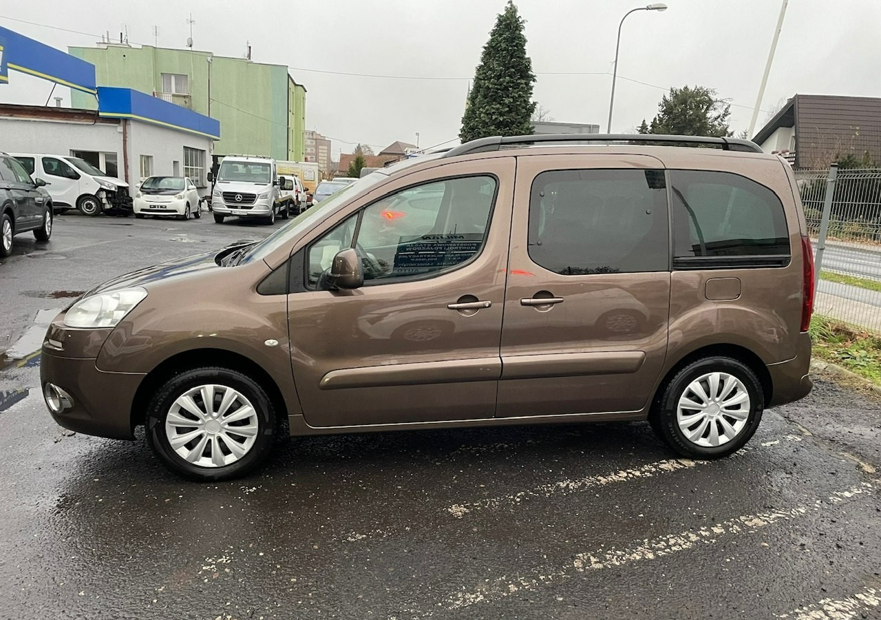 Peugeot Partner II Peugeot Partner Tepee 1.6 VTi 120KM Family Model 2013 - Универсал: фото 2 Peugeot Partner II Peugeot Partner Tepee 1.6 VTi 120KM Family Model 2013 - Универсал: фото 2