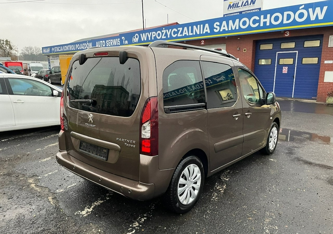 Peugeot Partner II Peugeot Partner Tepee 1.6 VTi 120KM Family Model 2013 - Универсал: фото 4 Peugeot Partner II Peugeot Partner Tepee 1.6 VTi 120KM Family Model 2013 - Универсал: фото 4