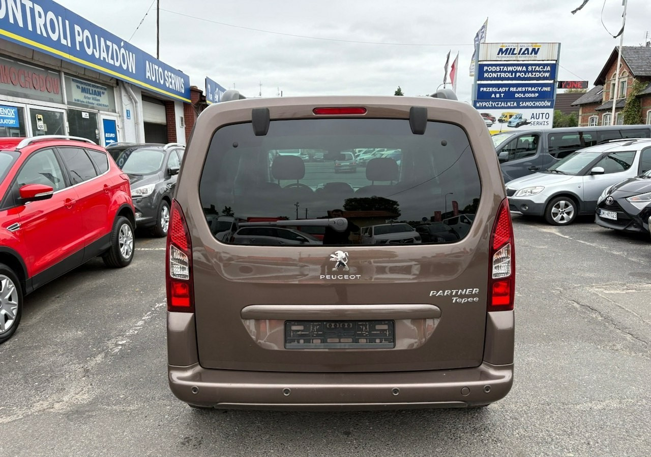 Peugeot Partner II Peugeot Partner Tepee 100 Family Model 2013 - Универсал: фото 4 Peugeot Partner II Peugeot Partner Tepee 100 Family Model 2013 - Универсал: фото 4