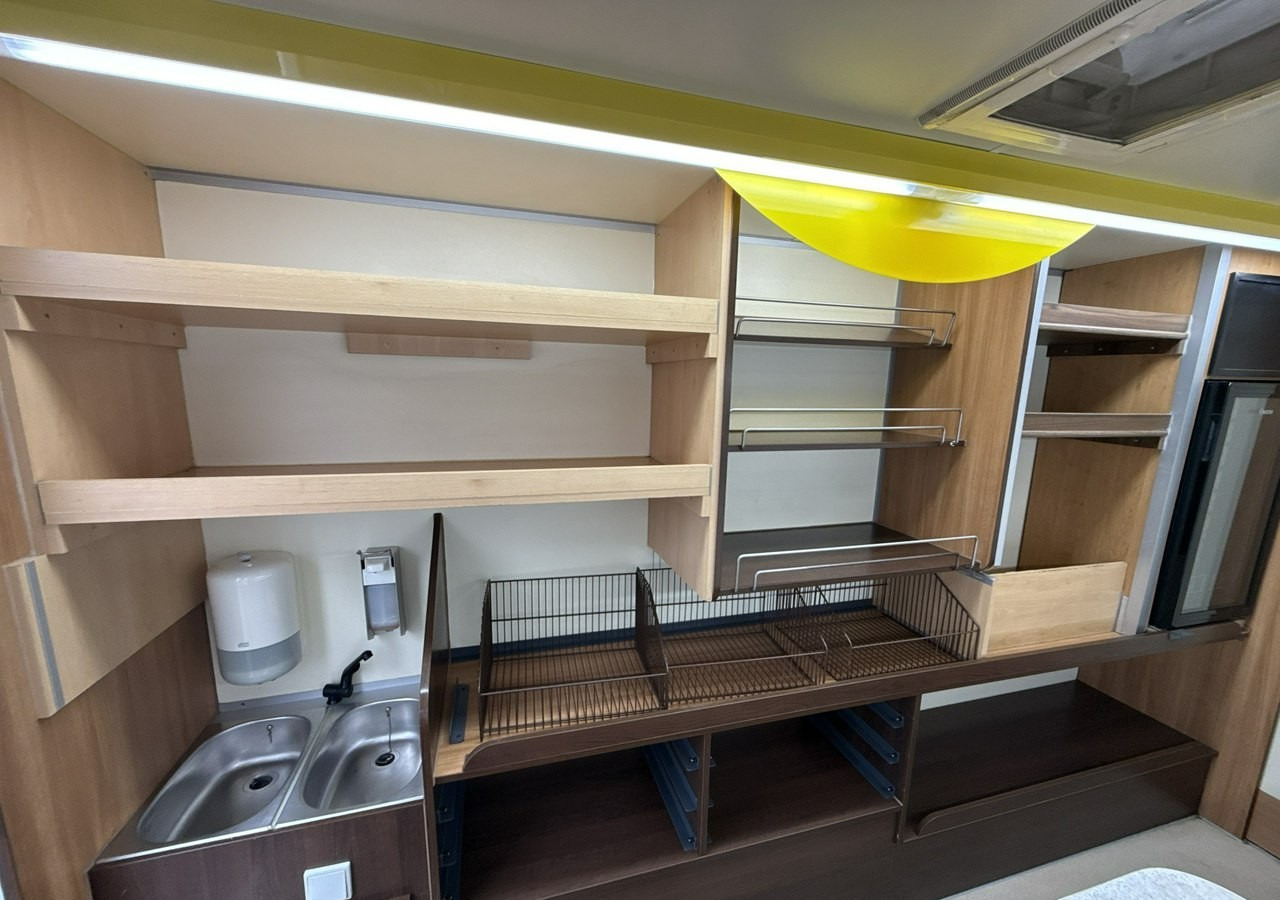 Renault Master Autosklep piec Sklep bar Gastronomiczny Food Truck Foodtruck Borco20 - Торговый грузовик: фото 4 Renault Master Autosklep piec Sklep bar Gastronomiczny Food Truck Foodtruck Borco20 - Торговый грузовик: фото 4