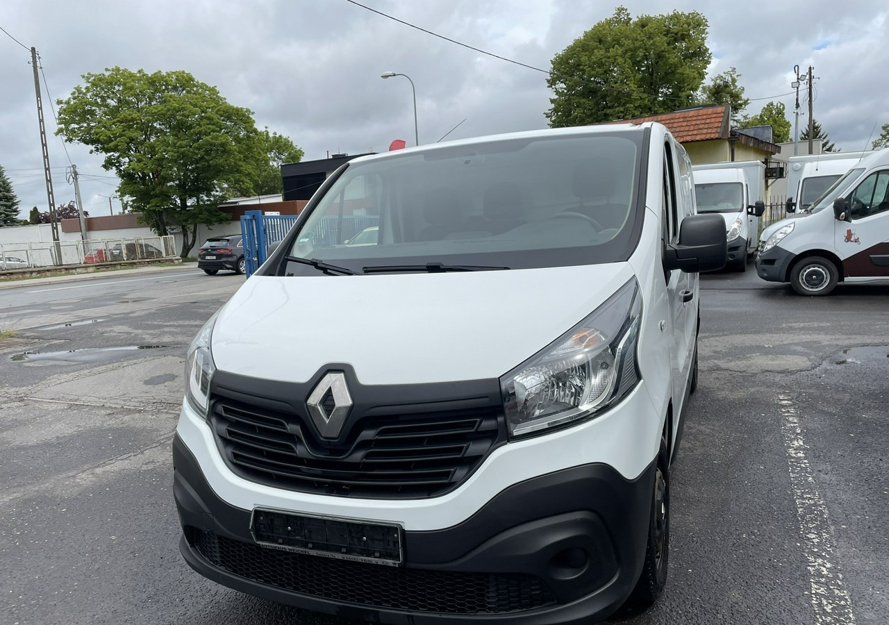 Renault Trafic Renault Trafic 1.6-120KM Klima 2018 - Цельнометаллический фургон: фото 2 Renault Trafic Renault Trafic 1.6-120KM Klima 2018 - Цельнометаллический фургон: фото 2