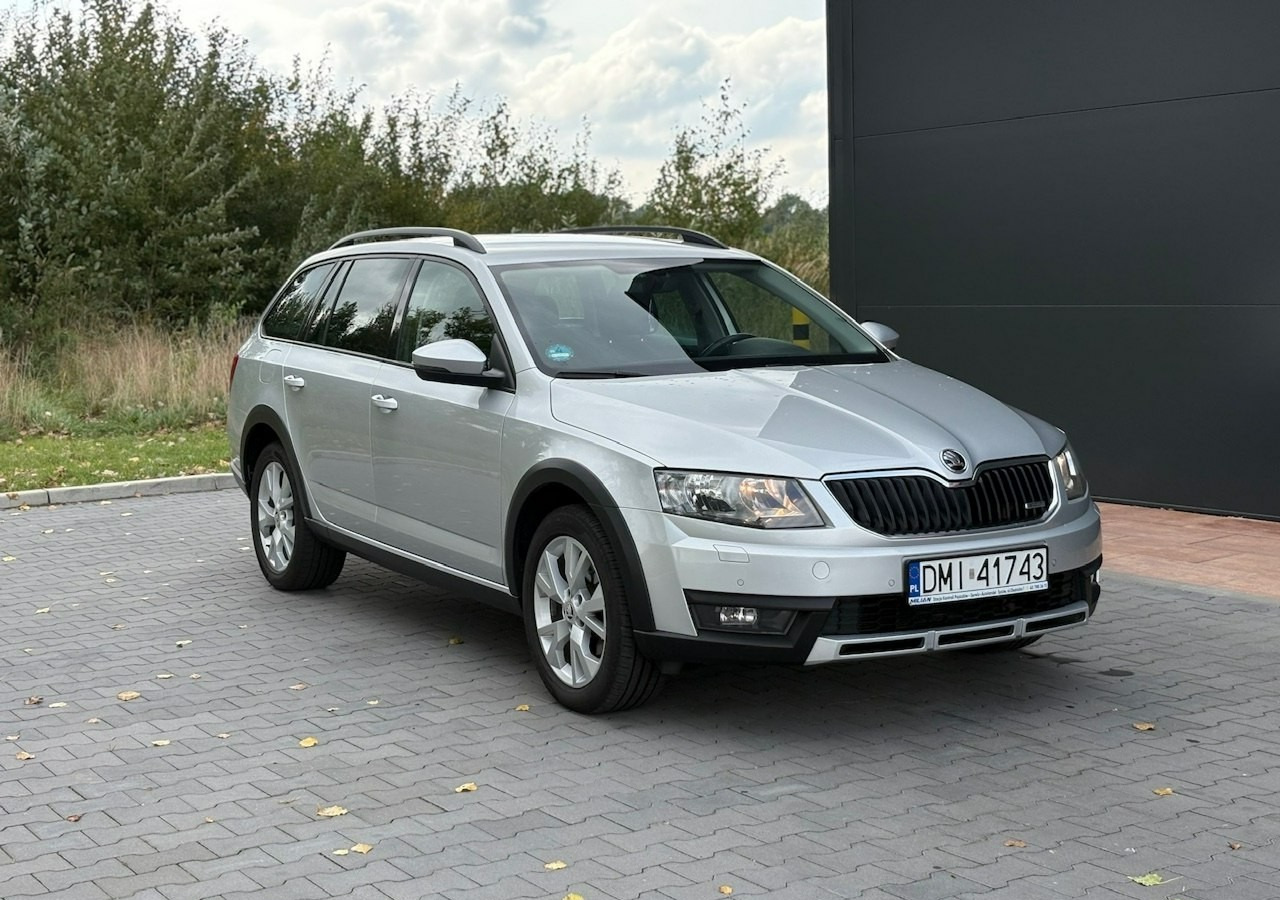Skoda Octavia III Skoda Octavia 4X4 Scout 2.0 TDI -150KM Model 2017 Bezwypadkowa FV 23 - Легковой автомобиль: фото 1 Skoda Octavia III Skoda Octavia 4X4 Scout 2.0 TDI -150KM Model 2017 Bezwypadkowa FV 23 - Легковой автомобиль: фото 1