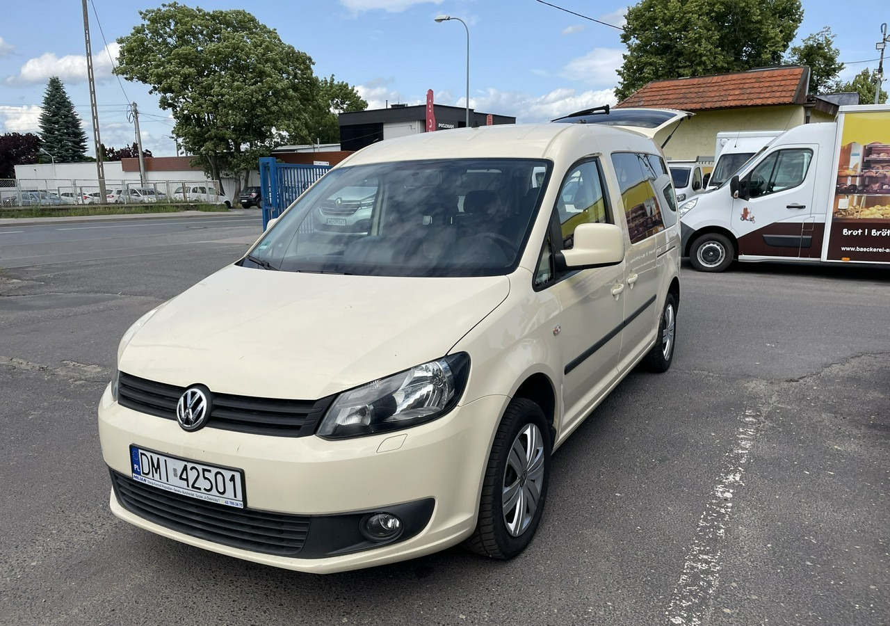 Volkswagen Caddy III Caddy 1.6 TDI dla Niepełnosprawnych inwalida rampa 2015 - Легковой автомобиль: фото 5 Volkswagen Caddy III Caddy 1.6 TDI dla Niepełnosprawnych inwalida rampa 2015 - Легковой автомобиль: фото 5