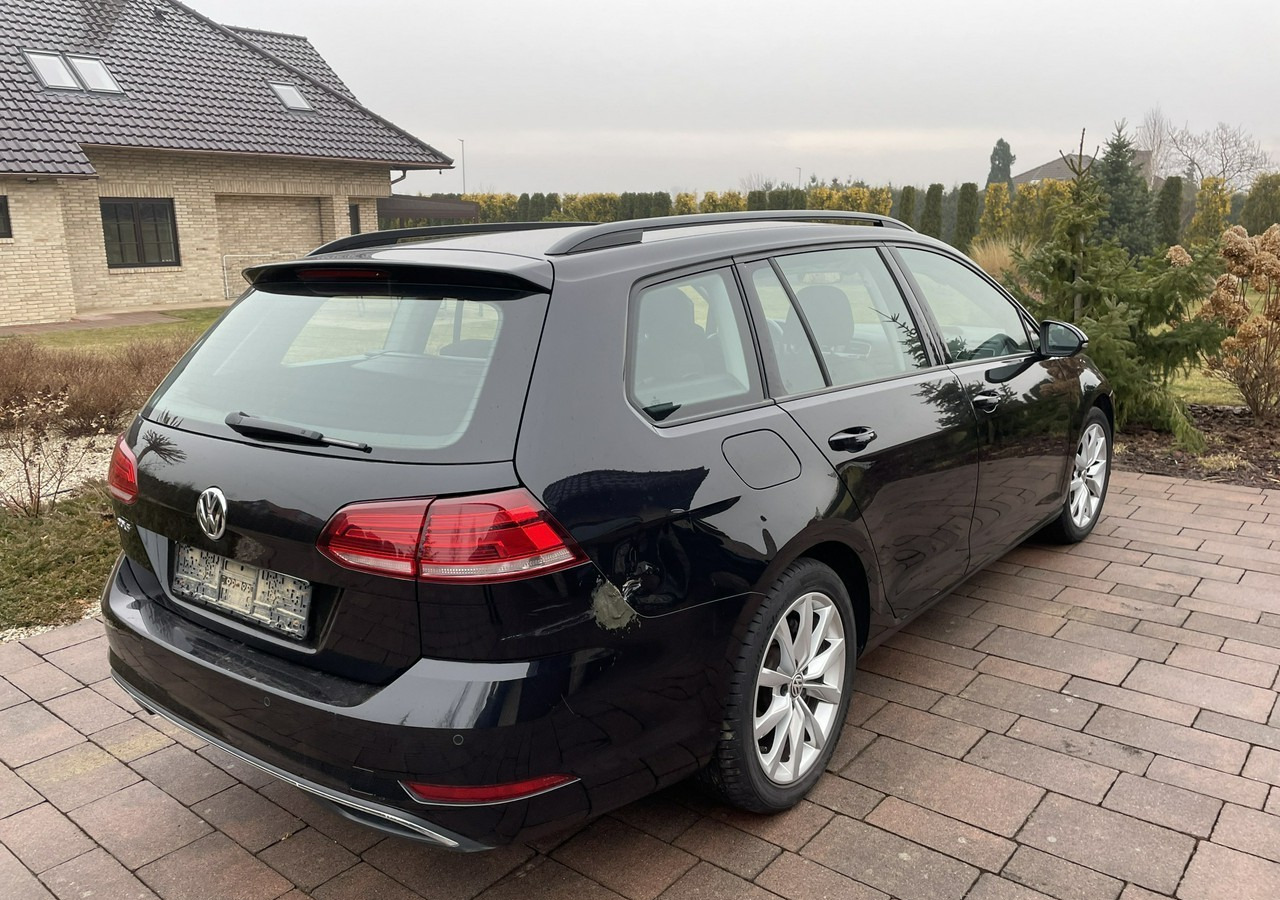 Volkswagen Golf VIII Volkswagen Golf VII 1.0 -115KM TSI 39482km Comfortline Model 2021 - Легковой автомобиль: фото 2 Volkswagen Golf VIII Volkswagen Golf VII 1.0 -115KM TSI 39482km Comfortline Model 2021 - Легковой автомобиль: фото 2