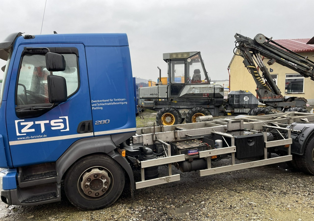 Грузовик-шасси Volvo Inny Volvo Volvo FLB3C-280 Rama Klima 16000DMC 2016r EURO 6: фото 11 Грузовик-шасси Volvo Inny Volvo Volvo FLB3C-280 Rama Klima 16000DMC 2016r EURO 6: фото 11