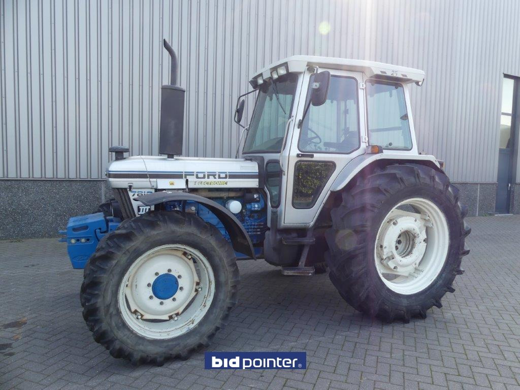 Ford 7810 Silver Jubilee - Трактор: фото 1 Ford 7810 Silver Jubilee - Трактор: фото 1