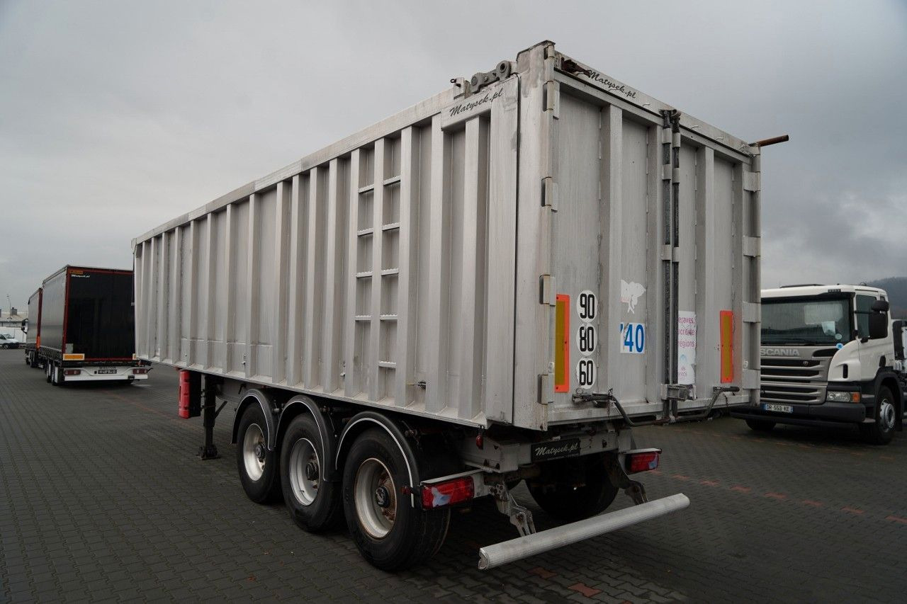 Benalu TIPPER 45 M3/WHOLE ALUMINIUM/5700 KG/FLAP-DOORS - Самосвальный полуприцеп: фото 5 Benalu TIPPER 45 M3/WHOLE ALUMINIUM/5700 KG/FLAP-DOORS - Самосвальный полуприцеп: фото 5