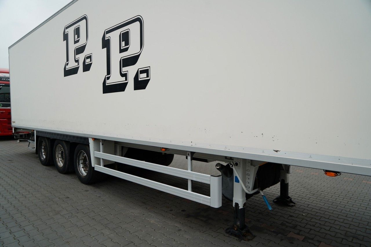 Chereau CHŁODNIA / CARRIER VECTOR 1950MT / DOPPELSTOCK - Полуприцеп-рефрижератор: фото 5 Chereau CHŁODNIA / CARRIER VECTOR 1950MT / DOPPELSTOCK - Полуприцеп-рефрижератор: фото 5