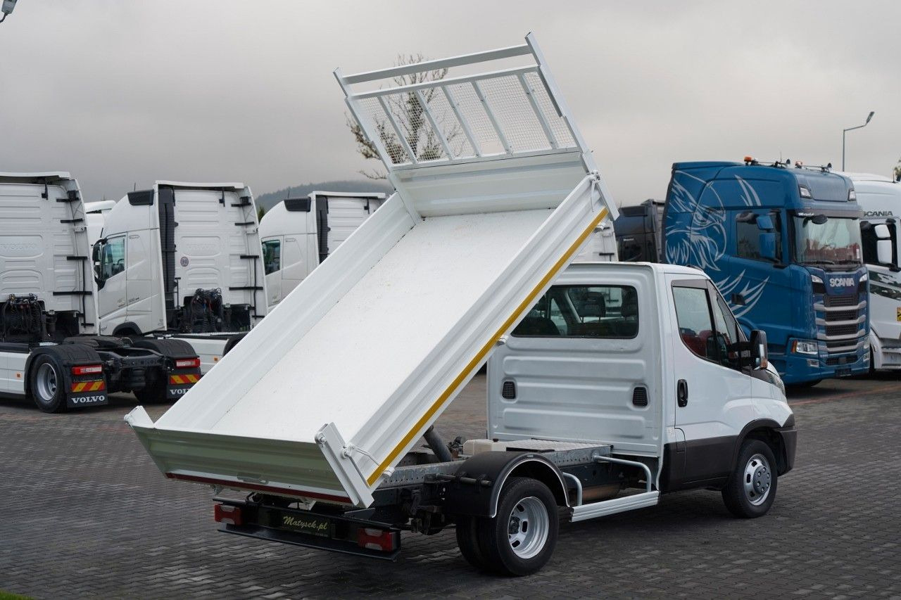 Iveco DAILY 35-130 / WYWROTKA TYLNOZSYPOWA / BLIŹNIAK - Малотоннажный самосвал: фото 4 Iveco DAILY 35-130 / WYWROTKA TYLNOZSYPOWA / BLIŹNIAK - Малотоннажный самосвал: фото 4
