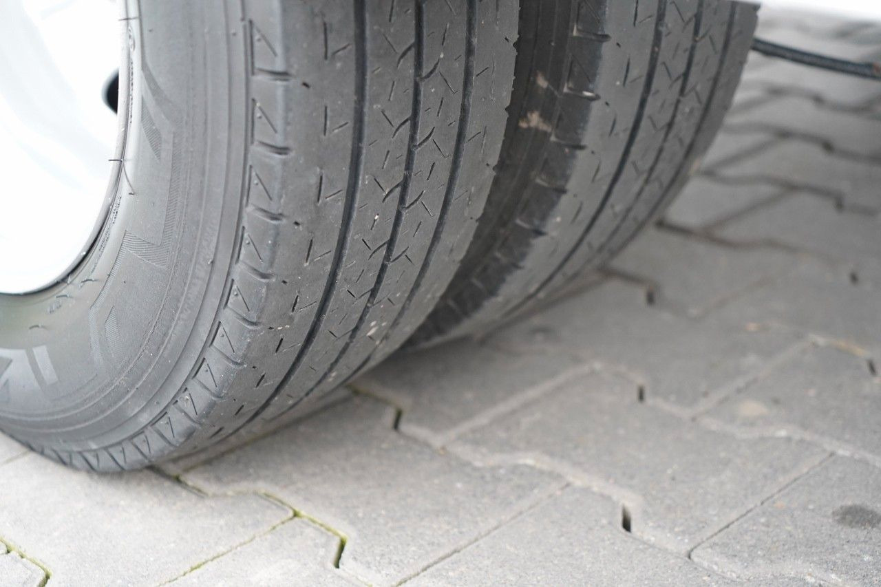 Малотоннажный самосвал Iveco DAILY 35-140 / WYWROTKA / BRYGADÓWKA / BLIŹNIAK: фото 13