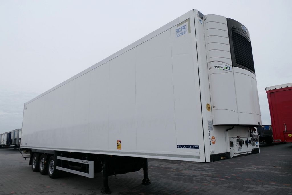 Krone KKRONE / CHŁODNIA / CARRIER VECTOR 1950 MT / BI Krone KKRONE / CHŁODNIA / CARRIER VECTOR 1950 MT / BI - Полуприцеп-рефрижератор: фото 5 Krone KKRONE / CHŁODNIA / CARRIER VECTOR 1950 MT / BI Krone KKRONE / CHŁODNIA / CARRIER VECTOR 1950 MT / BI - Полуприцеп-рефрижератор: фото 5