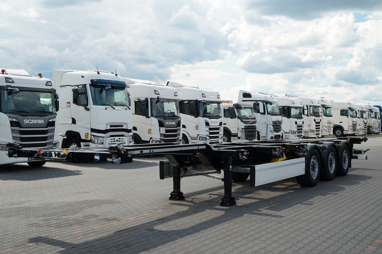 Krone / NACZEPA PODKONTENEROWA / UNIWERSALNA / 2023 RO - Полуприцеп-контейнеровоз/ Сменный кузов: фото 2 Krone / NACZEPA PODKONTENEROWA / UNIWERSALNA / 2023 RO - Полуприцеп-контейнеровоз/ Сменный кузов: фото 2