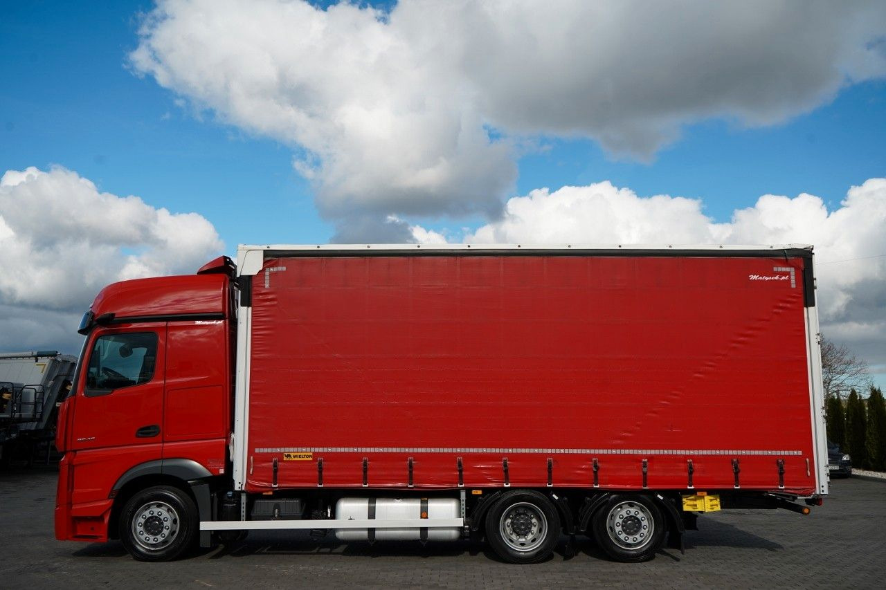 Mercedes-Benz ACTROS 2545 / SOLÓWKA  / 6x2 / OŚ PODNOSZONA / B - Тентованный грузовик: фото 2 Mercedes-Benz ACTROS 2545 / SOLÓWKA  / 6x2 / OŚ PODNOSZONA / B - Тентованный грузовик: фото 2