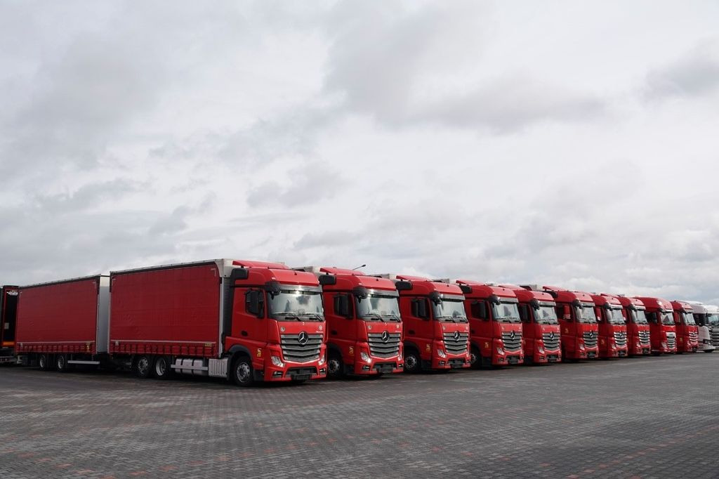 Mercedes-Benz ACTROS 2548/JUMBO TRUCK 120 M3/VEHICULAR/I-COOL - Тентованный грузовик: фото 1 Mercedes-Benz ACTROS 2548/JUMBO TRUCK 120 M3/VEHICULAR/I-COOL - Тентованный грузовик: фото 1