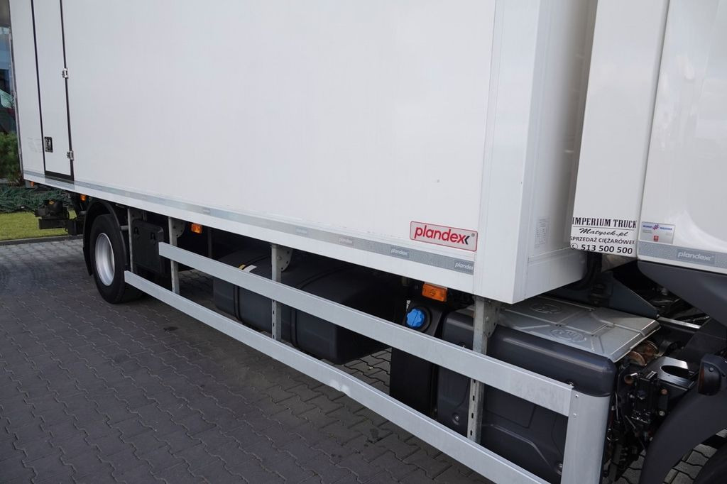Рефрижератор Renault D 250 / CHŁODNIA - 6,7 m / THERMO KING T 600R /: фото 8