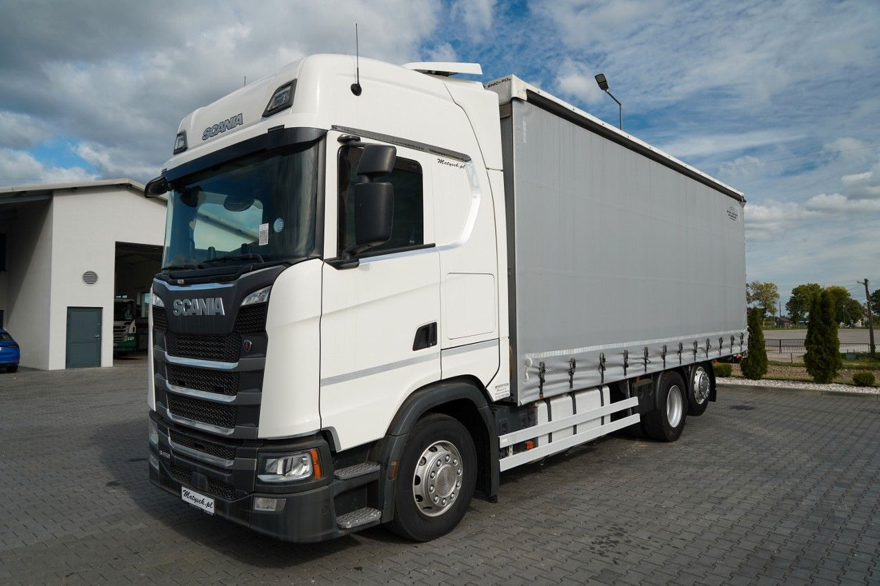 Scania S 450 / SOLÓWKA / 6X2 / OŚ PODNOSZONA / 2019 / - Тентованный грузовик: фото 3 Scania S 450 / SOLÓWKA / 6X2 / OŚ PODNOSZONA / 2019 / - Тентованный грузовик: фото 3