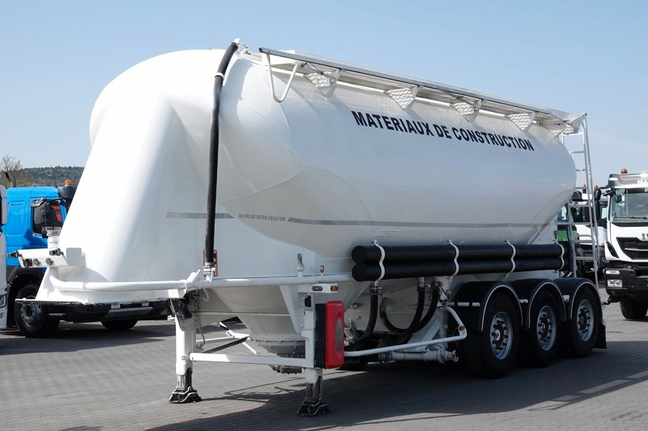 Spitzer CEMENTONACZEPA / 34 000 L / SILOS / 3 KOMORY / O - Полуприцеп цистерна для сыпучих грузов: фото 1 Spitzer CEMENTONACZEPA / 34 000 L / SILOS / 3 KOMORY / O - Полуприцеп цистерна для сыпучих грузов: фото 1