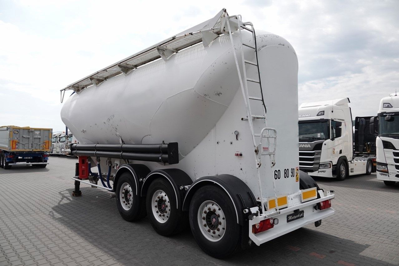 Spitzer CEMENTONACZEPA / 37 000 L / SILOS / 3 KOMORY - Полуприцеп цистерна для сыпучих грузов: фото 5 Spitzer CEMENTONACZEPA / 37 000 L / SILOS / 3 KOMORY - Полуприцеп цистерна для сыпучих грузов: фото 5
