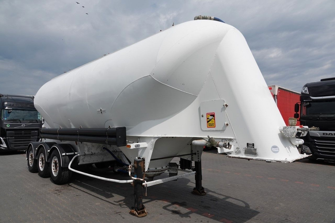 Spitzer CEMENTONACZEPA / 37 000 L / SILOS / 3 KOMORY - Полуприцеп цистерна для сыпучих грузов: фото 2 Spitzer CEMENTONACZEPA / 37 000 L / SILOS / 3 KOMORY - Полуприцеп цистерна для сыпучих грузов: фото 2