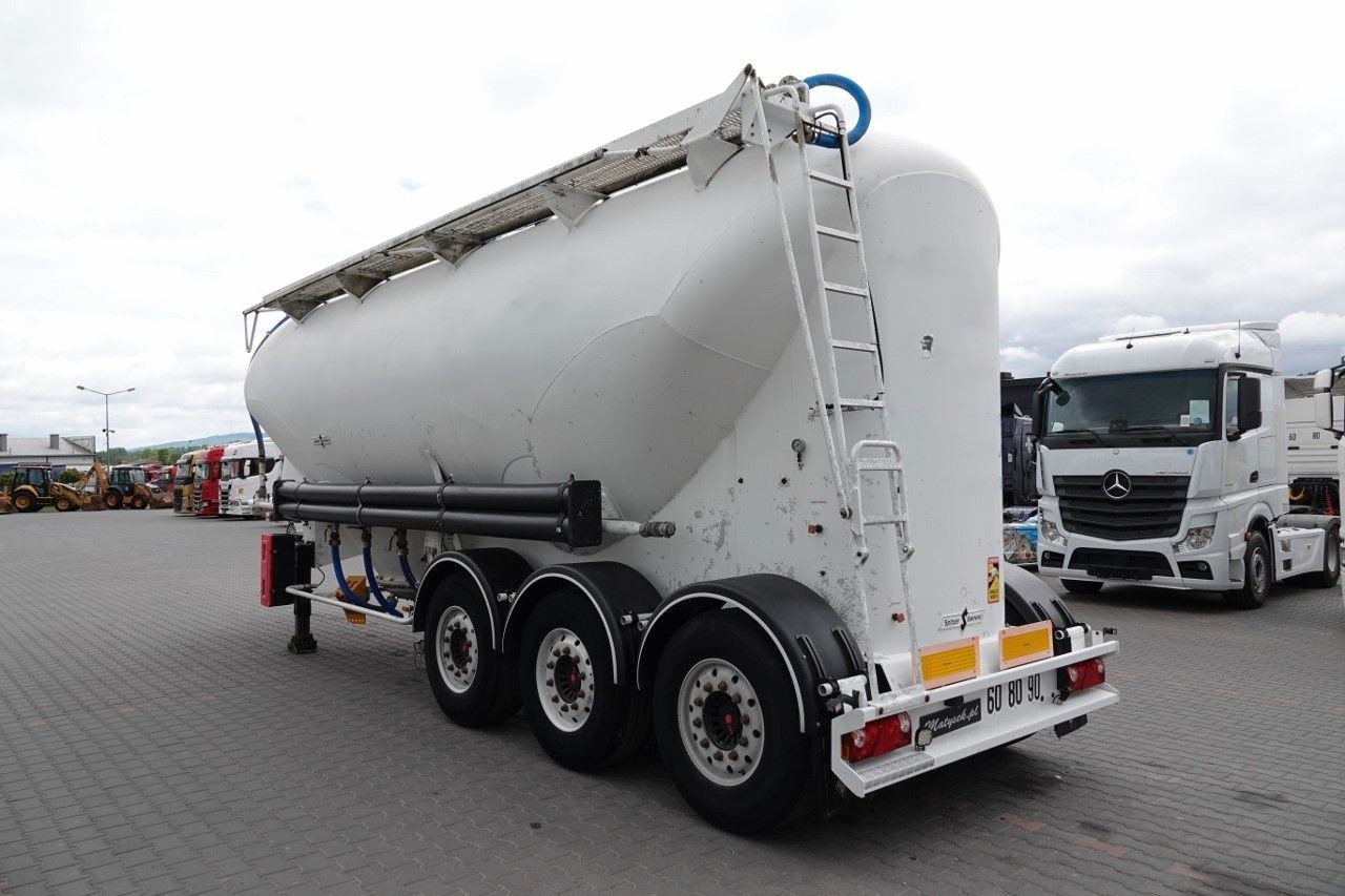 Spitzer CEMENTONACZEPA / 37 000 L / SILOS / 3 KOMORY - Полуприцеп цистерна для сыпучих грузов: фото 4 Spitzer CEMENTONACZEPA / 37 000 L / SILOS / 3 KOMORY - Полуприцеп цистерна для сыпучих грузов: фото 4