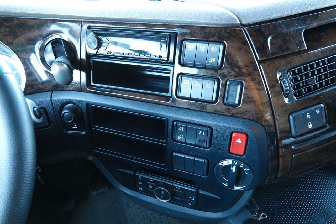 Новый Тягач DAF XF 480 / RETARDER / I-PARK COOL/ Z NIEMIEC / PO: фото 14 Новый Тягач DAF XF 480 / RETARDER / I-PARK COOL/ Z NIEMIEC / PO: фото 14