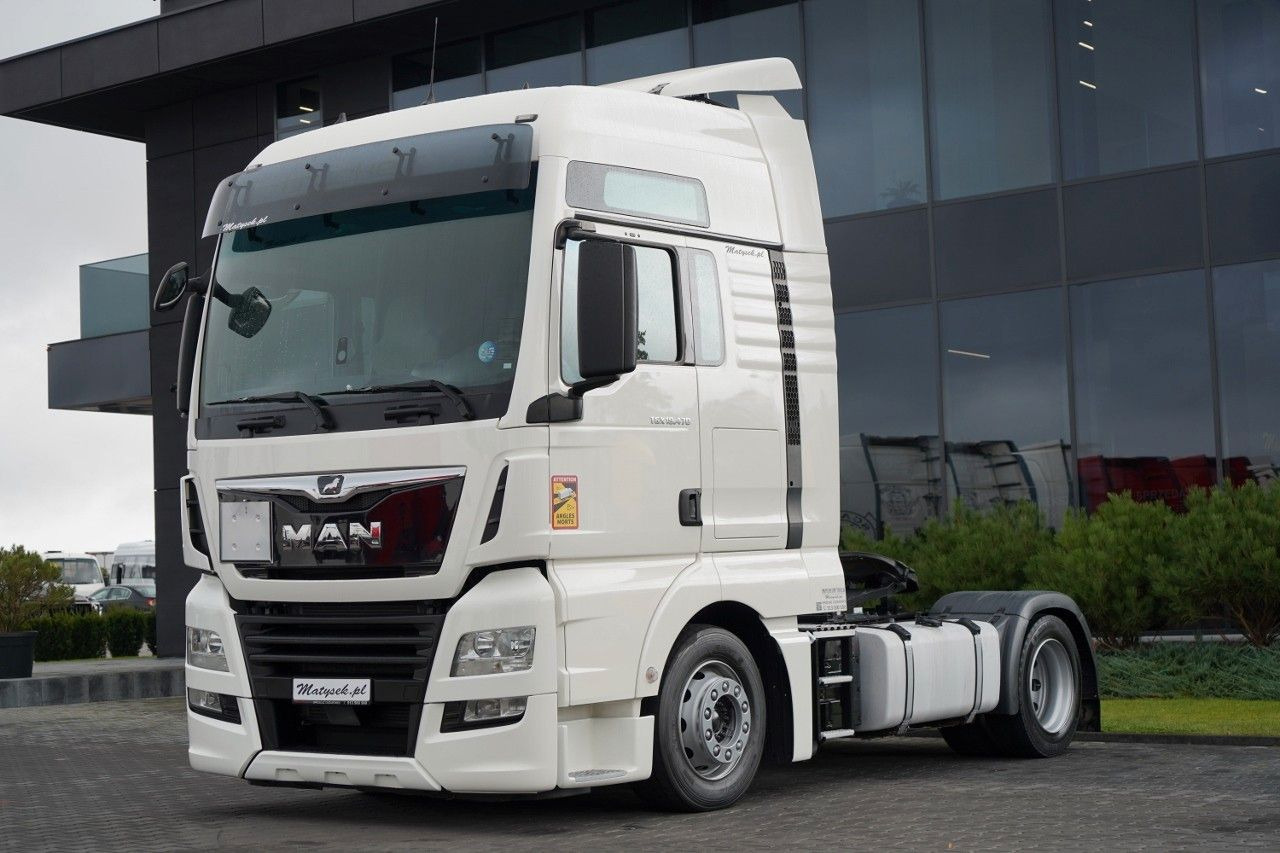 MAN TGX 18.470 / LOW DECK / MEGA / REGULOWANE SIODŁO - Тягач: фото 1 MAN TGX 18.470 / LOW DECK / MEGA / REGULOWANE SIODŁO - Тягач: фото 1
