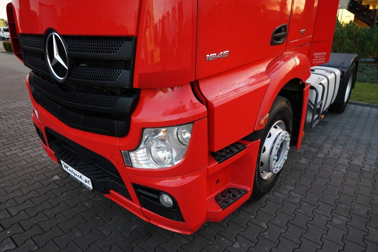 Тягач Mercedes-Benz ACTROS 1845 / STREAM SPACE: фото 11