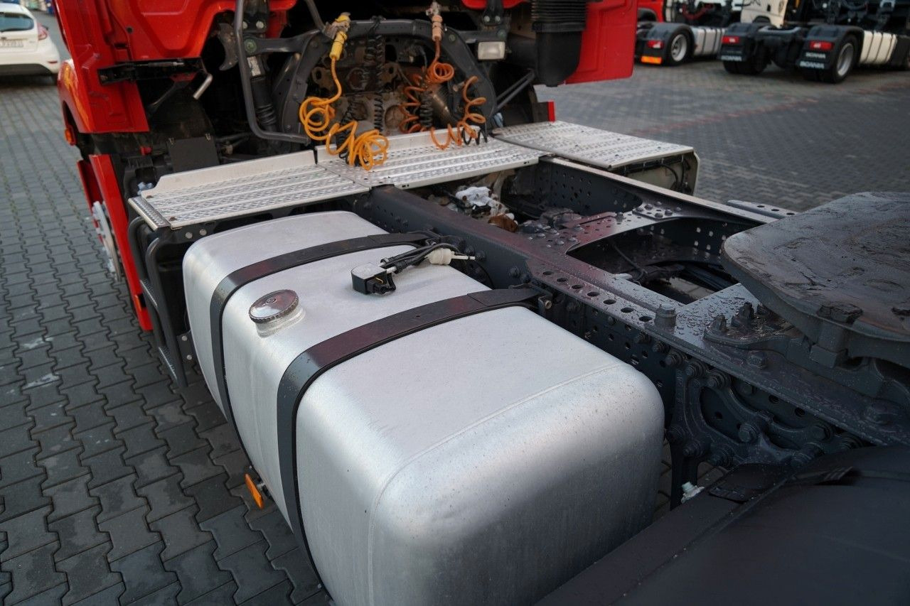 Тягач Mercedes-Benz ACTROS 1845 / STREAM SPACE: фото 13