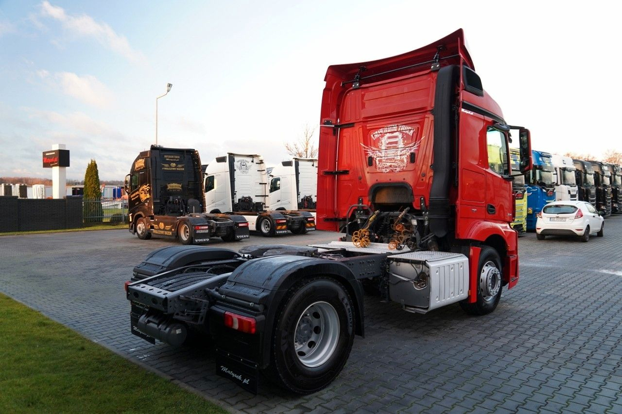 Тягач Mercedes-Benz ACTROS 1845 / STREAM SPACE: фото 8