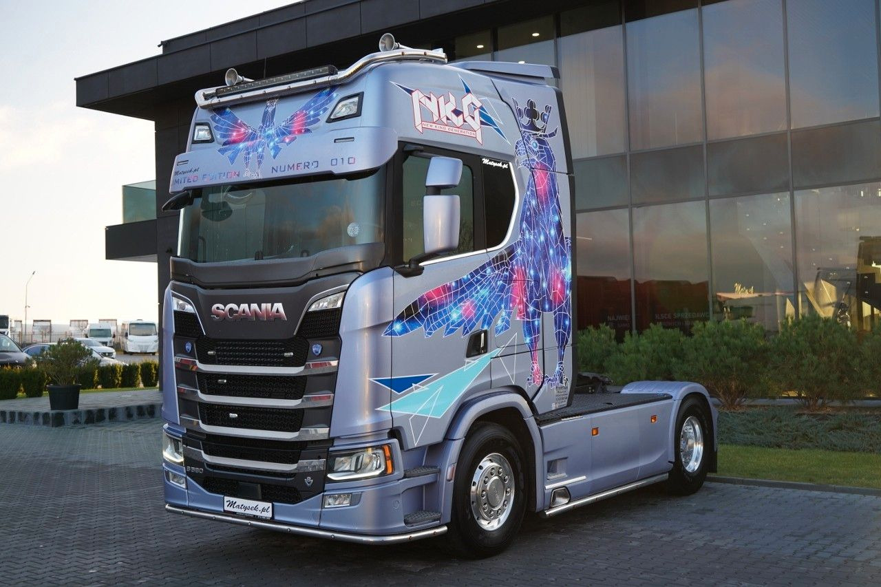 Scania S 580 / V8 / ORGINALNA EDYCJA LIMITED / NR 010 / - Тягач: фото 2 Scania S 580 / V8 / ORGINALNA EDYCJA LIMITED / NR 010 / - Тягач: фото 2