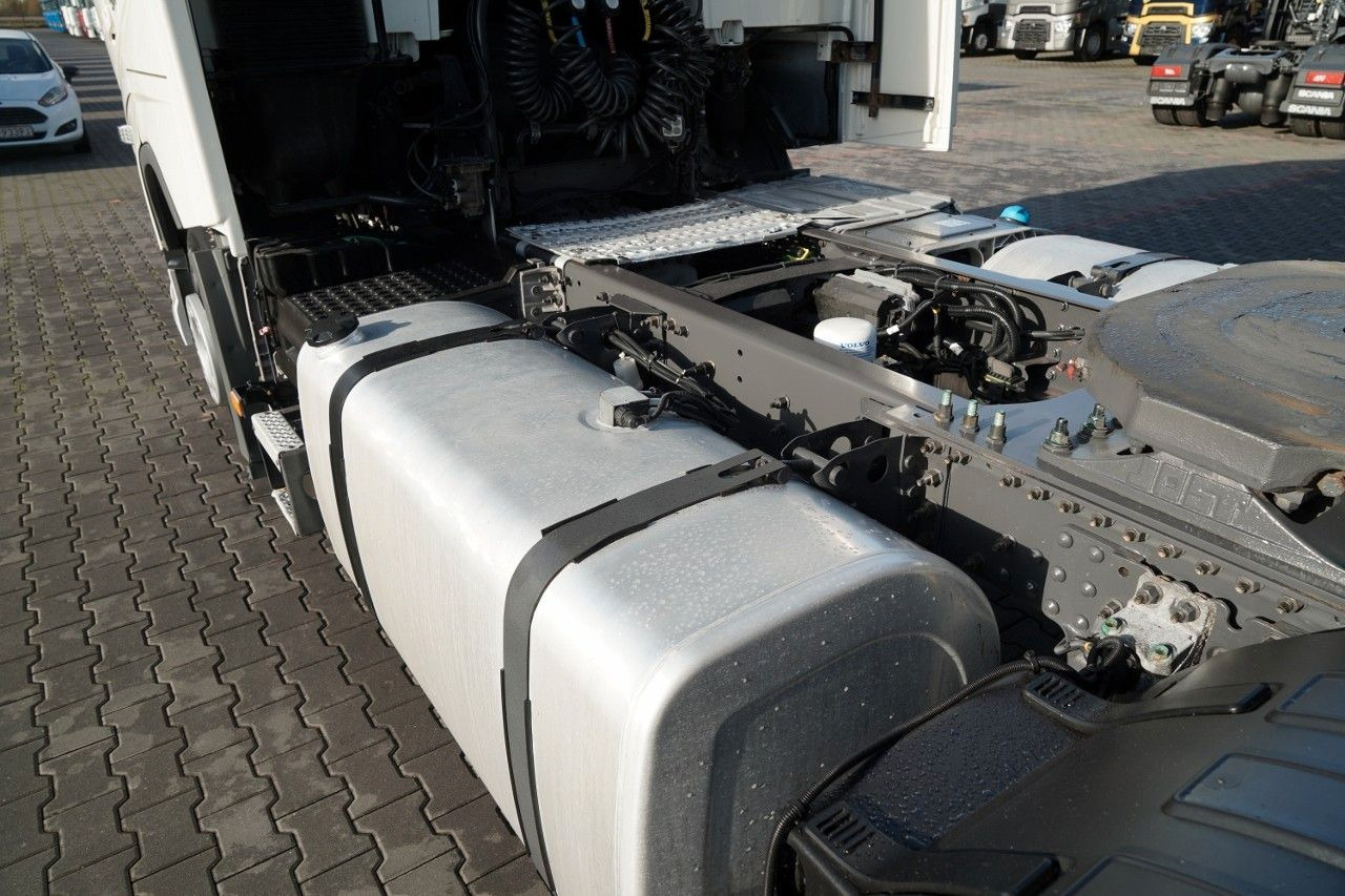 Тягач Volvo FH 500 / 2019 FH 500 / STANDARD / EURO 6: фото 13 Тягач Volvo FH 500 / 2019 FH 500 / STANDARD / EURO 6: фото 13