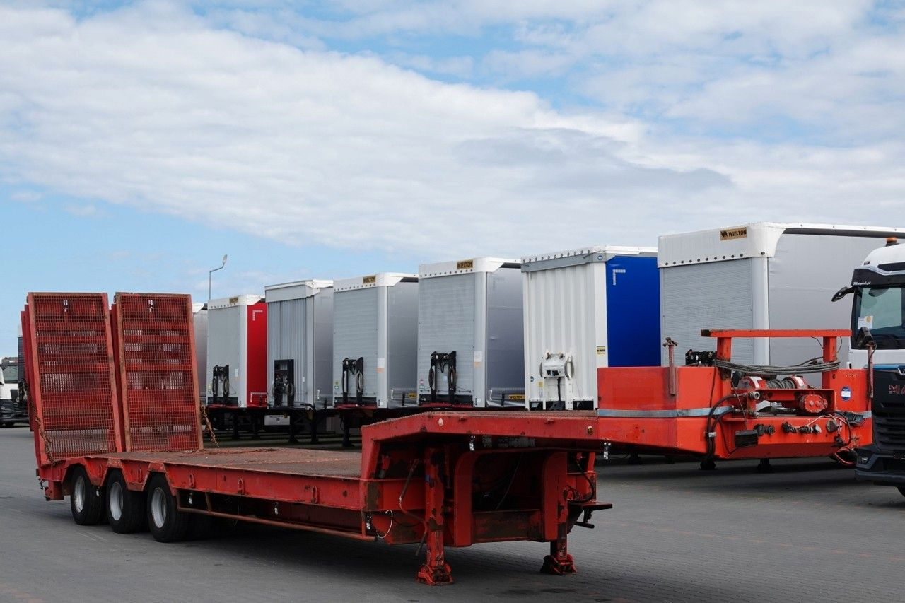 VEREM NACZEPA LAWETA NISKOPODWOZIE / NAJAZDY HYD - Низкорамный полуприцеп: фото 5 VEREM NACZEPA LAWETA NISKOPODWOZIE / NAJAZDY HYD - Низкорамный полуприцеп: фото 5