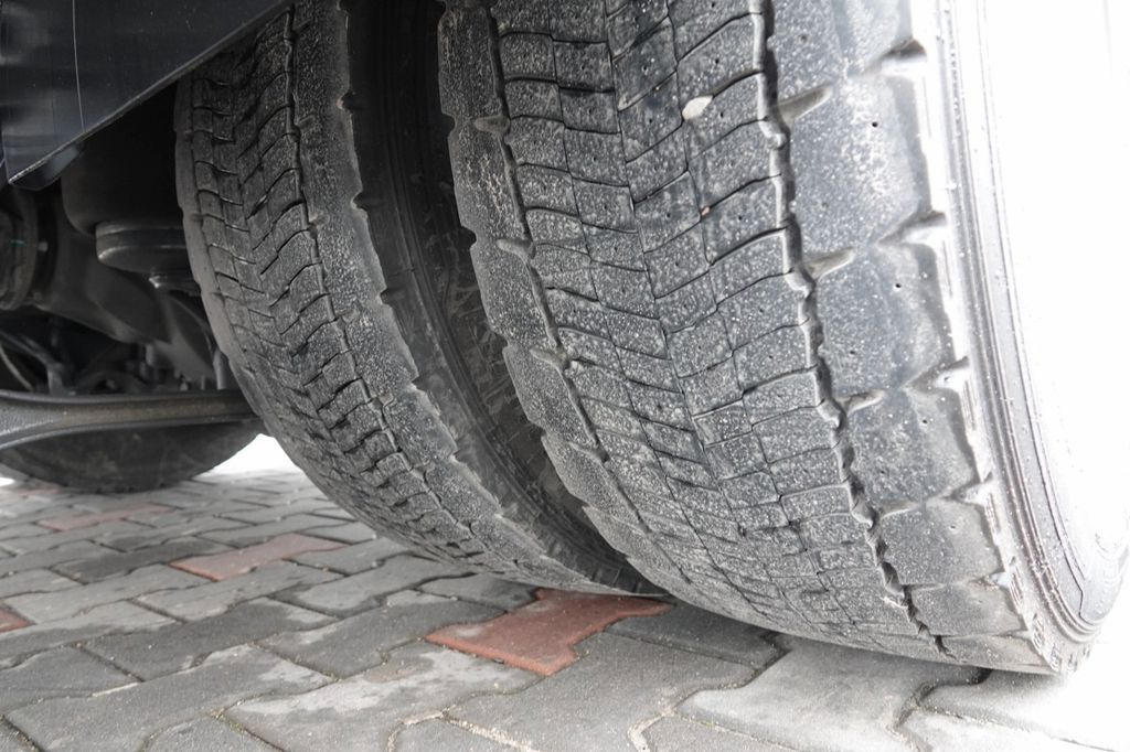 Тентованный грузовик Volvo FM 380 / FIRANKA- 7,7 m / 60m3 / PODNOSZONY DACH: фото 12